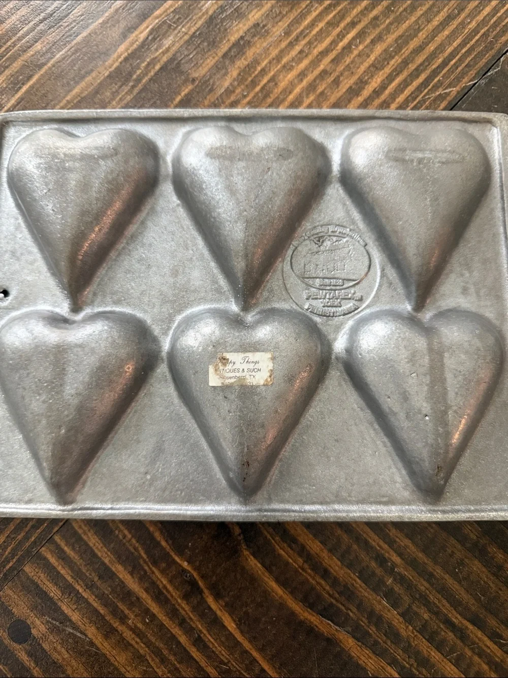 6-Cavity Heart-Shaped Cast Pewter Baking Pan — Silver